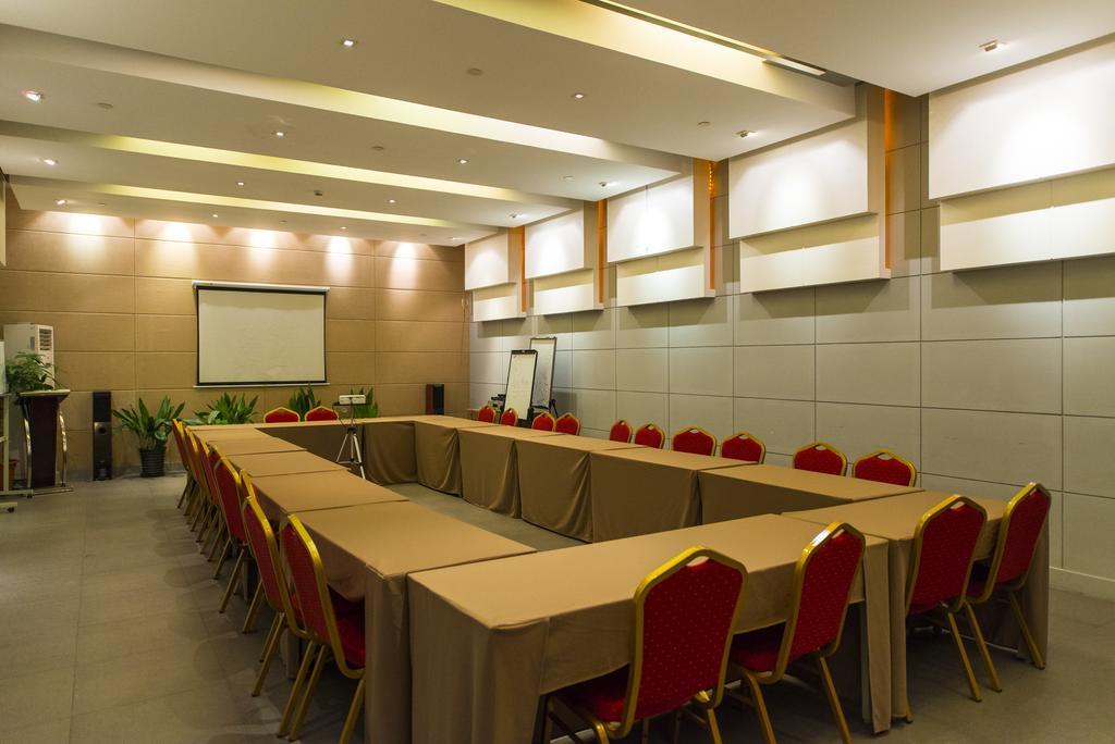 Jinjiang Inn - Jiangyin Chengjiang Middle Road Exterior photo