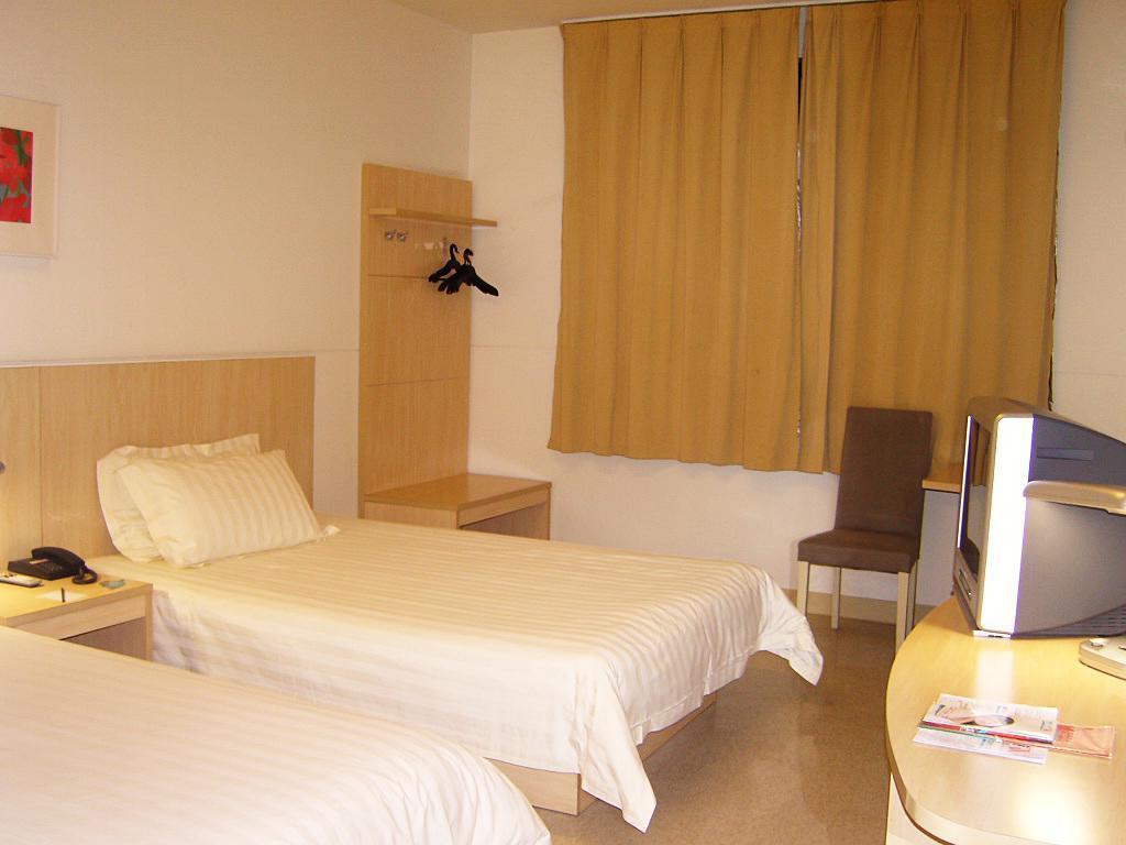 Jinjiang Inn - Jiangyin Chengjiang Middle Road Room photo